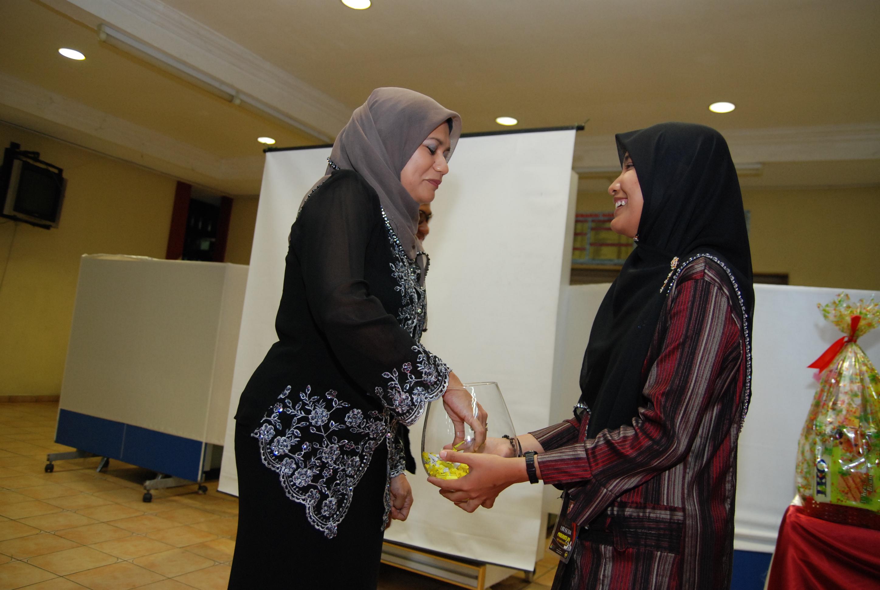 CyberNight09 134